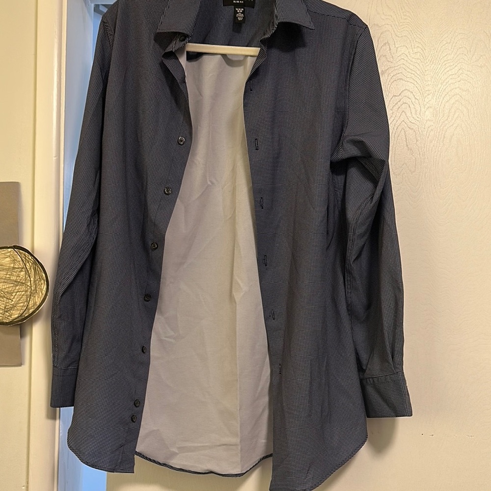 Alfani Men's Navy Button-Up Shirt slim fit size 32-33